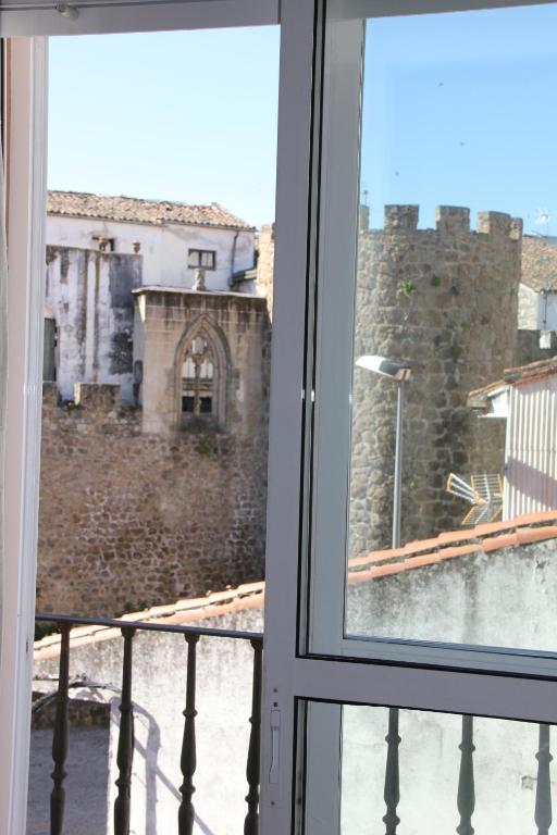 Hotel Dora Plasencia Exteriör bild